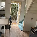 Seaside Tiny House Only 400 Meters From The 노르트베이크