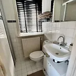 Seaside Tiny House Only 400 Meters From The 노르트베이크