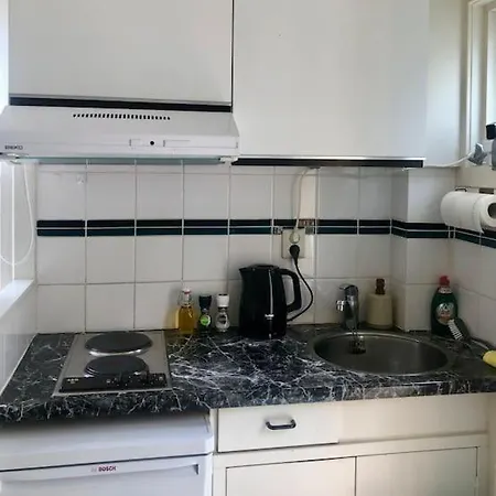 Дом отдыха Seaside Tiny House Only 300 Meters From The Beach *
