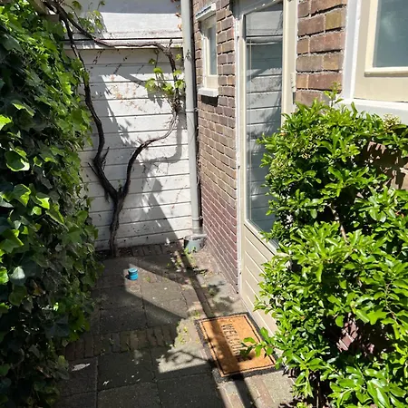Seaside Tiny House Only 400 Meters From The Noordwijk