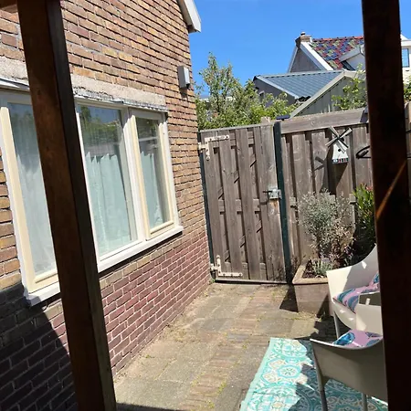 Seaside Tiny House Only 400 Meters From The * Noordwijk